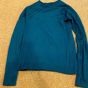 Lululemon long sleeve likely size 10